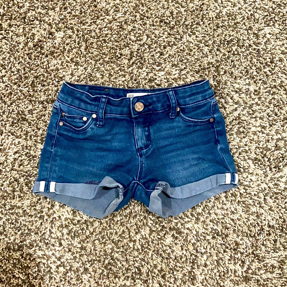 denim shorts in great conditiom